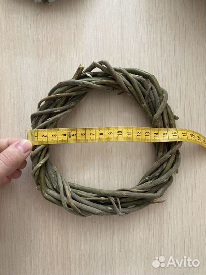 Венок интерьерный