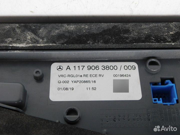 Фонарь задний правый Mercedes-Benz CLA-Class