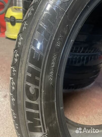 Michelin Latitude Sport 3 275/45 R21 и 315/40 R21 111Y