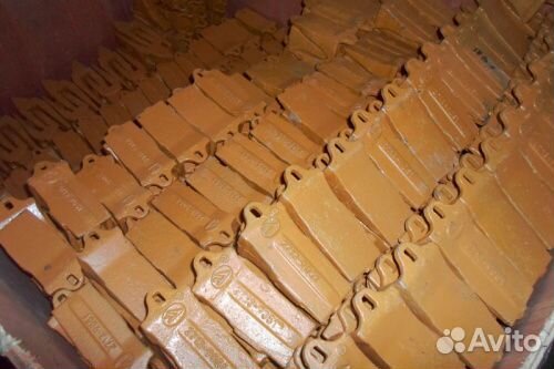 Замок для коронки ковша PC120