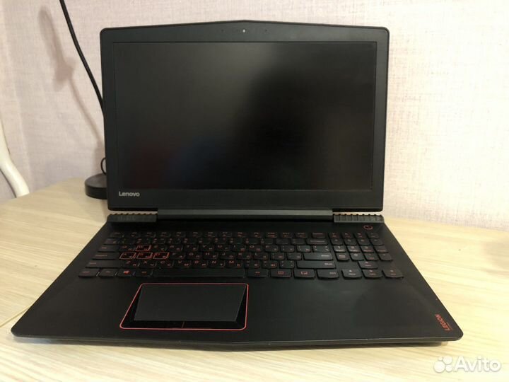 Игровой ноутбук Lenovo legion y520-15ikbn