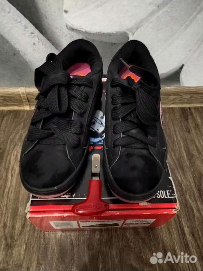 Кроссовки heelys