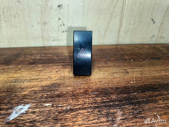 Кнопка аварийного сигнала Lacetti Аварийная кнопка