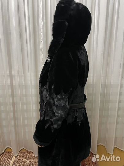 Шуба из мутон с норкой 46 размер