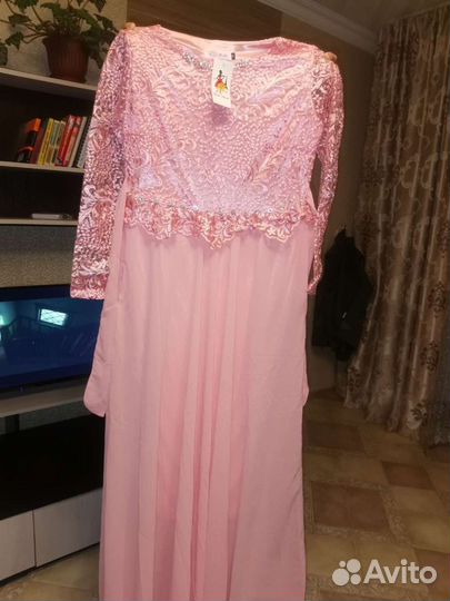 Платье в пол