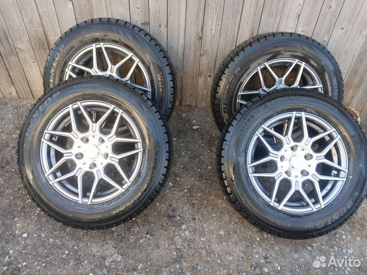 Литые диски r15 с шинами