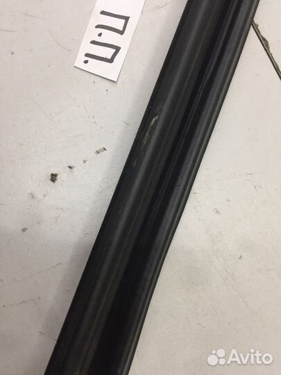 Накладка двери внутренняя передняя правая