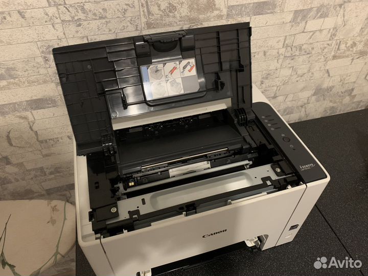 Цветной лазерный принтер Canon i-Sensys LBP7010C