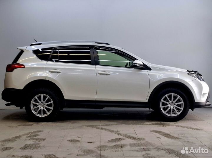 Toyota RAV4 2.0 CVT, 2015, 160 930 км