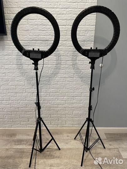 Кольцевая лампа 45 см со штативом