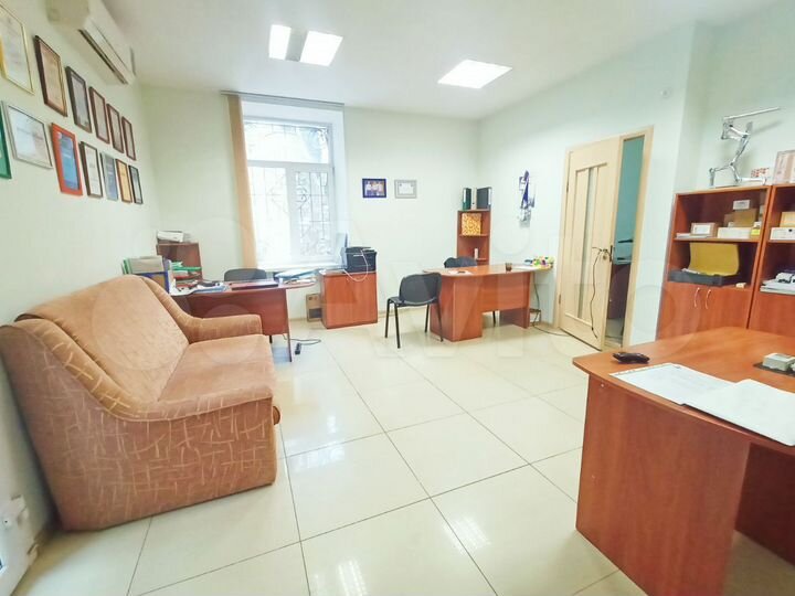 Меблированный 2-х кабинетный Офис. Центр, 40 м²