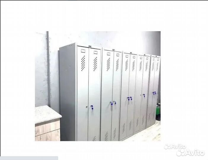 Шкаф металлический для раздевалок