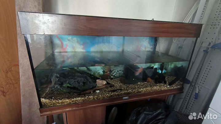 Аквариум с тумбой