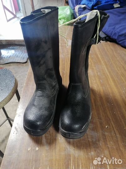 Сапоги зимние новые 40