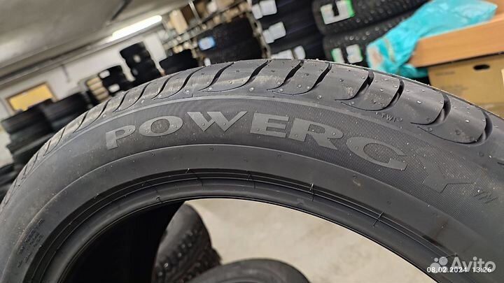Pirelli Powergy 235/45 R18 98