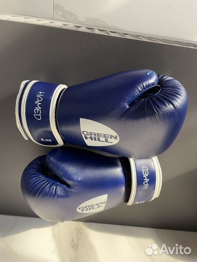 Боксерские перчатки