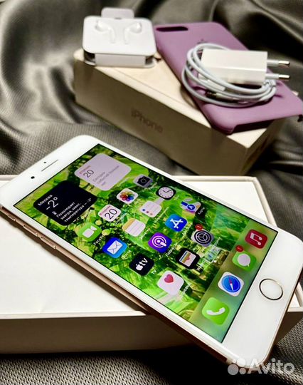 iPhone 8 Plus 64Gb Gold