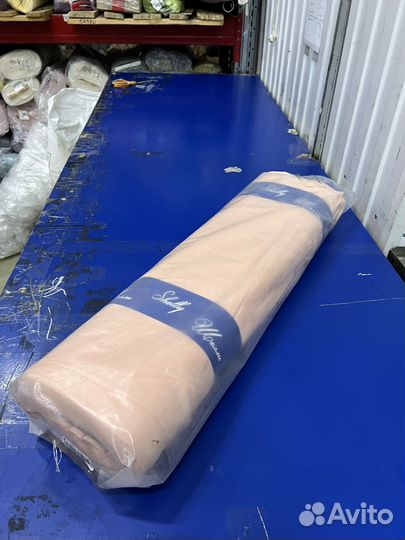 Рулон ткани вуаль коралловая с дефектом