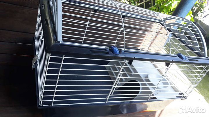 Клетка для кроликов,грызунов, ежей просторная