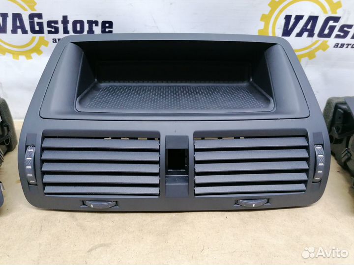 Дефлекторы обдува салона Skoda Octavia 2010