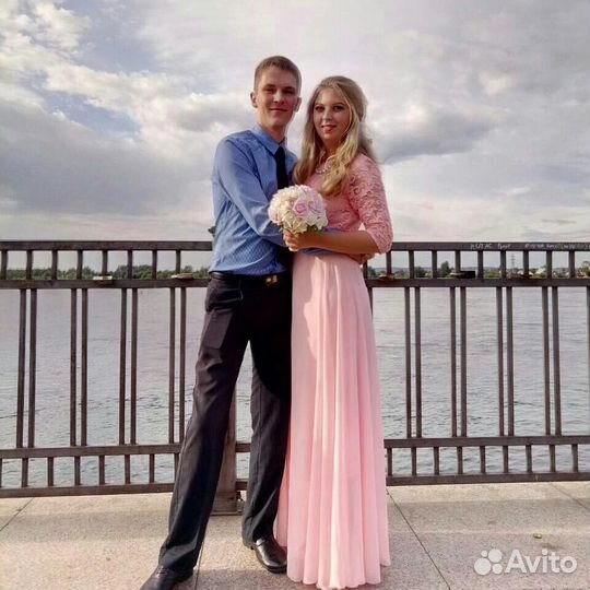 Вечернее платье 46 размера