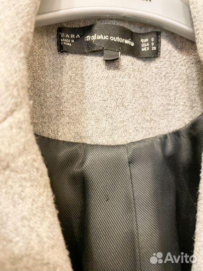 Пальто женскоеZara