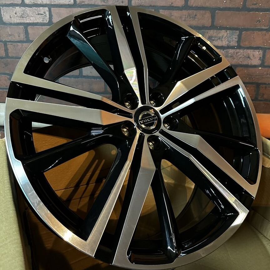 Литые диски Volvo 8.5×R20 5×108