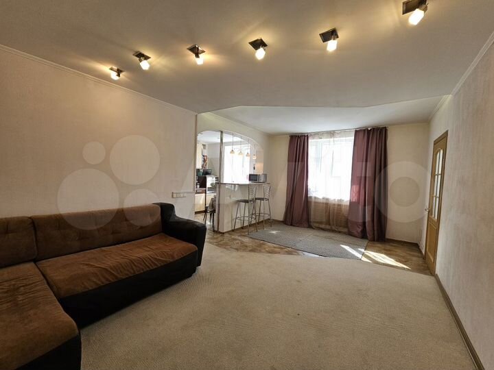 3-к. квартира, 79,7 м², 1/2 эт.