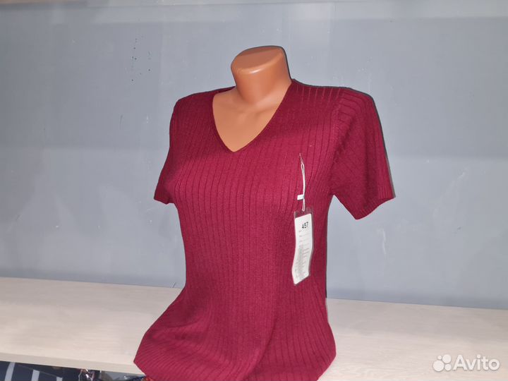 Футболки женские