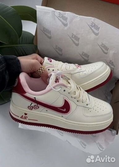 Nike air force 1 low valentine s day