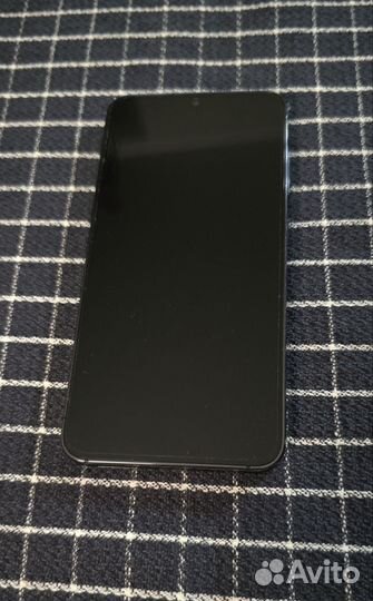 Samsung Galaxy S23, 8/128 ГБ