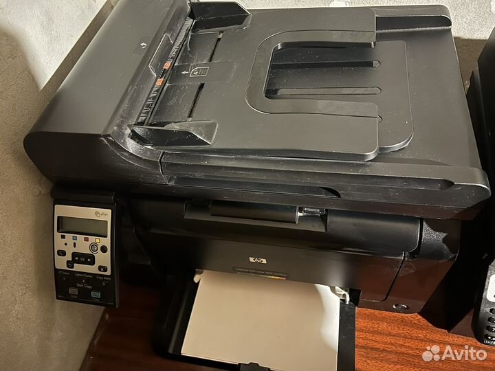 Лазерный цветной принтер HP laserjet 100 color MFP