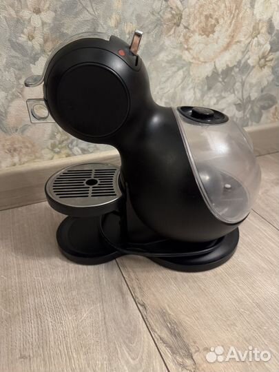 Кофемашина Dolce Gusto