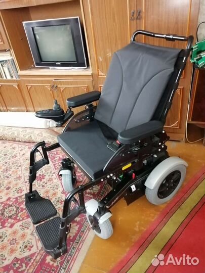 Инвалидная коляска с электроприводом новая