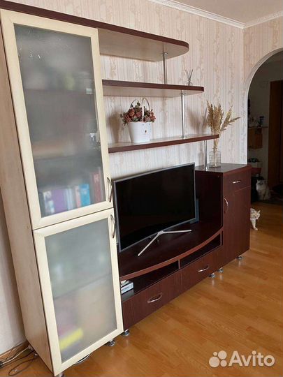 Стенка в гостиную под тв