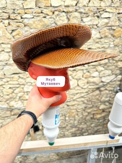 Кепка ретро