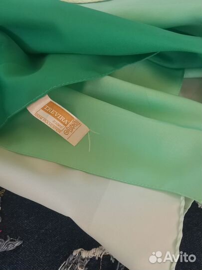 Однатонные винтажный платки