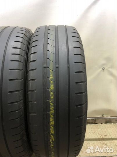 Goodyear EfficientGrip 195/60 R16 89H