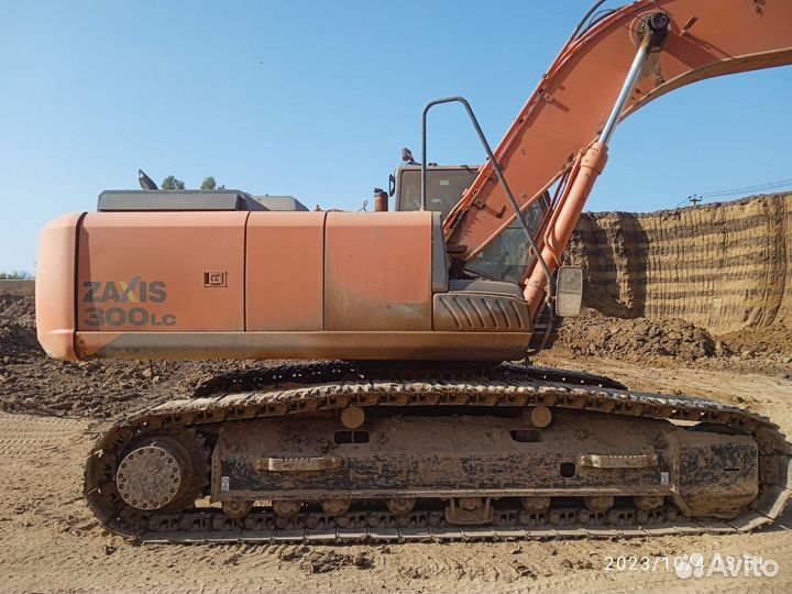 Гусеничный экскаватор Hitachi ZX330LC-5G, 2013