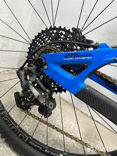 Pivot mach6 full carbon enduro 27.5