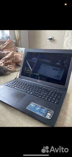 Ноутбук asus