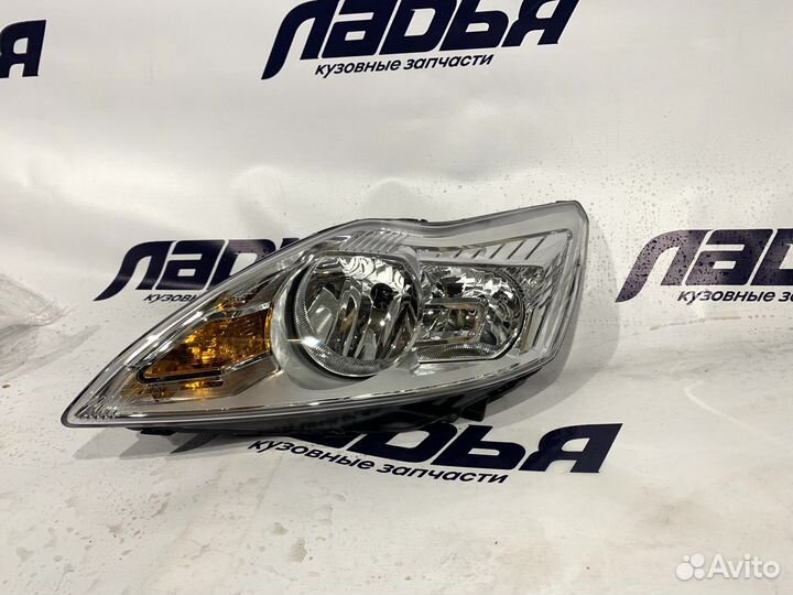 Фара Ford Focus 2(08-11) левая хром