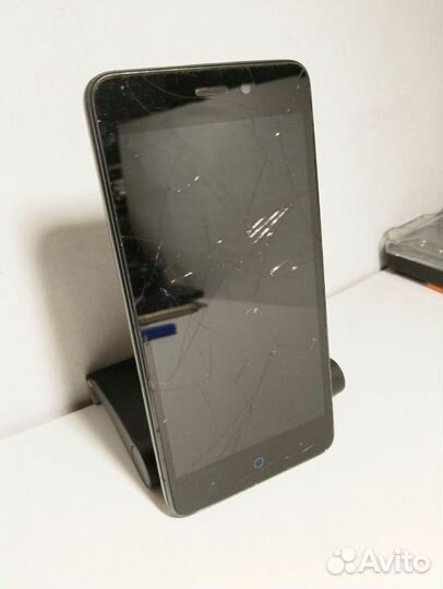 ZTE Blade X3, 8 ГБ