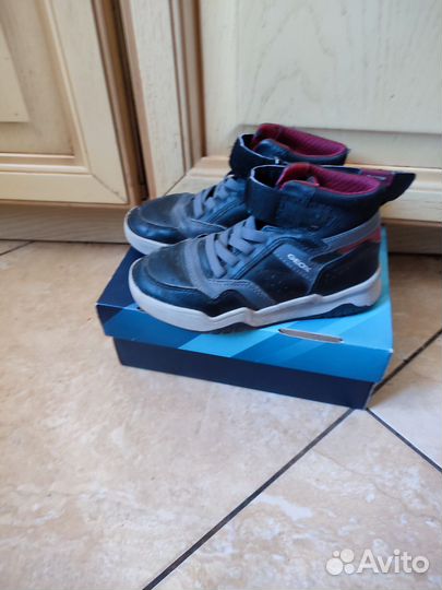 Детские ботинки Geox,кроссовки Star Wars