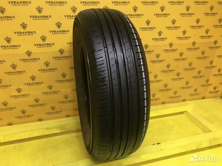 Yokohama BluEarth AE50 SUV 215/65 R17 99V