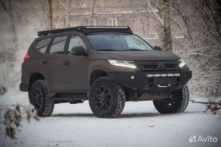 Бампер силовой передний Mitsubishi Pajero Sport 3