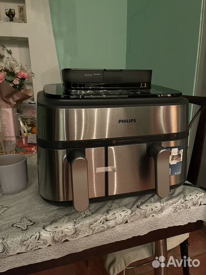 Аэрогриль Philips NA555 с функцией пара