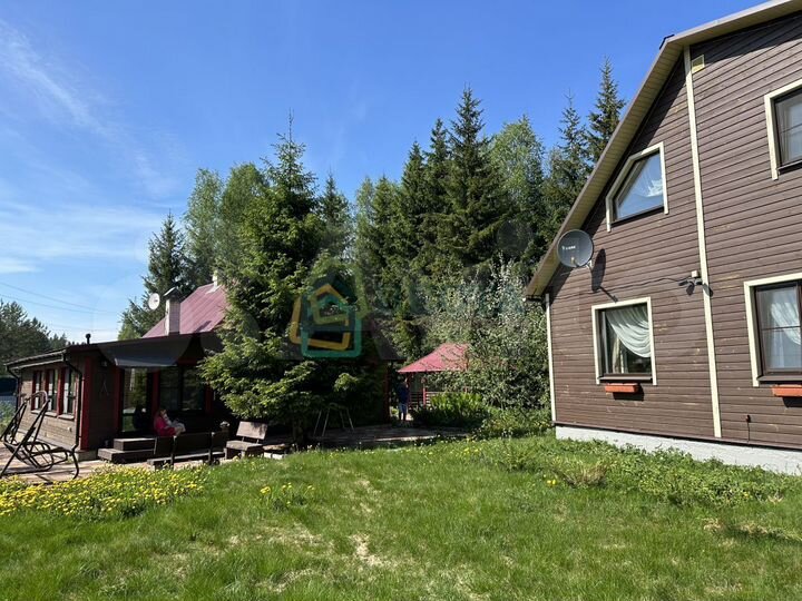 Дом 250 м² на участке 23,5 сот.