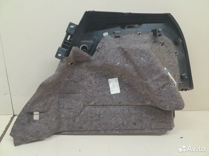 Обшивка багажника Volkswagen Polo HB 2009