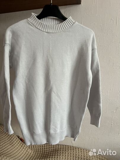 Свитер женский оверсайз